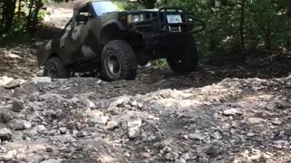 Toyota 4x4 Breaking a Birfield