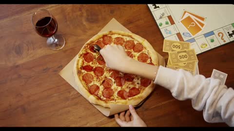 How to cut a pizza correctly