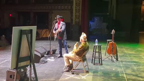 Mi Amigo John Rich sings for a Beautiful WWII Veteran. BEAUTIFUL!!!