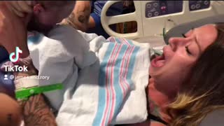 Emotional video of a father meeting his baby for the first time