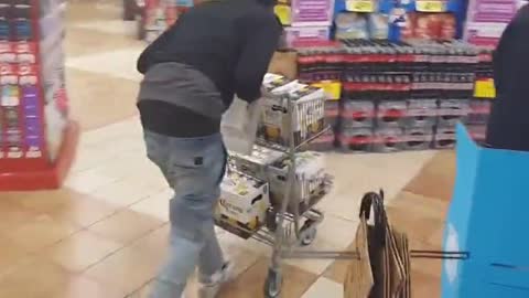 Seattle Homeless Man Steals Cart Full Of Beer And No One Can Do Anything To Stop Him