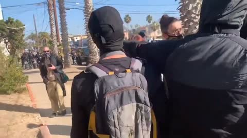 Antifa attacking people in San Diego near the Beach