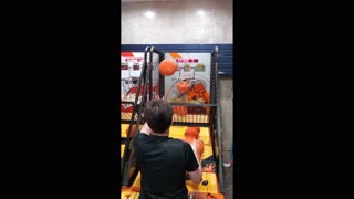 Arcade Basketball Record Beaten Using Two Hands