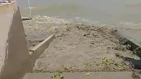 Boat ferrying passengers face a narrow escape after high tides shake it in Kolkata