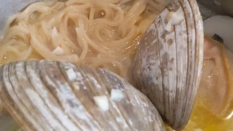 Garlic Lemon Butter clams with Rice ramen noodles