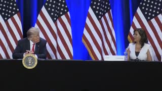 Trump dice en Miami que EEUU puede convertirse pronto en una Venezuela