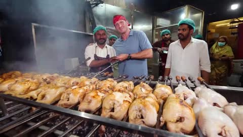Pakistan Street Food at Night!! Vegans Won’t Survive Here-12