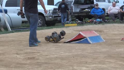 RC Monster Truck Freestyle Part 1
