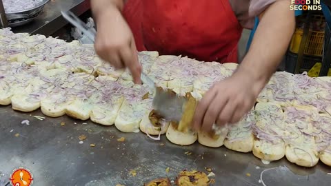 SUPER BURGER MAKING | Pakistani Street Food Special Egg Burger Cooking Skills | Street Food Karachi