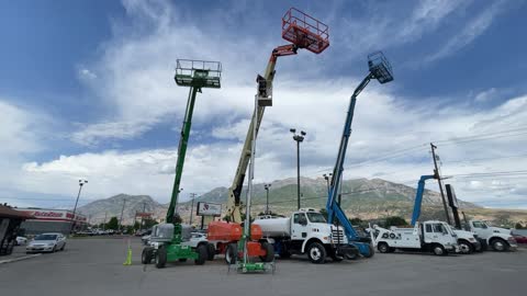 Personnel Man Lift 2013 Genie AWP-30S Aerial Manlift 30' Platform Electric