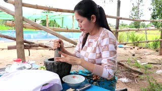 Cooking pork And Khmer Noodle With Peanut Sauce Recipe - Food Travel