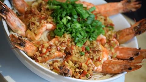Singapore Hokkien prawn noodles