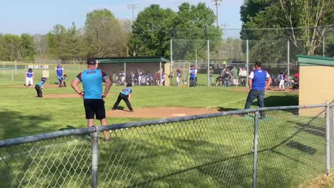 Blue jays vs marlins. (Little league baseball)