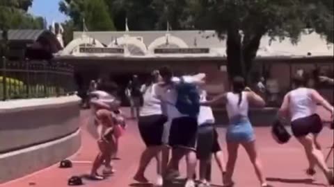 Fight breaks out at Disney World after family refuses to move for photo op