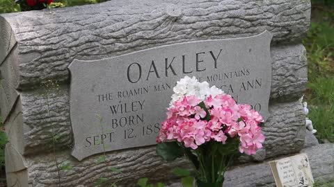 White Oak Flats Cemetery Wiley Oakley, The Roman Man Of The Mountains