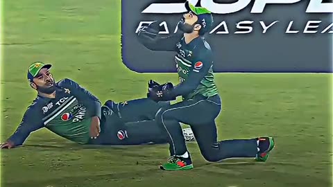 Muhammad Rizwan ka Dhamal Catch: Cricketing Excellence at its Best!"