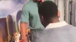 Kevin Hart and The Rock Slap Fightening