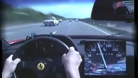 Ferrari F40 200mph on Japan Highway