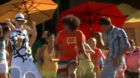 Zac Efron, Vanessa Hudgens & The Cast Of High School Musical 2 - All For One