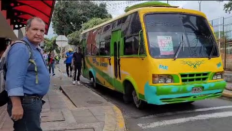 Adulto mayor perdió un pie tras ser arrollado por una buseta en el barrio Comuneros de Bucaramanga