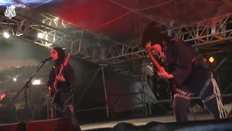 Vob // woman hijab in metal band " SCHOOL REVOLUSION" in live perform