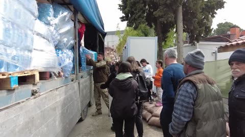 TURKEY EARTHQUAKE: Soldiers Hand Out Hot Meals And Fresh Water To Hatay Citizens