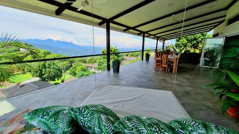 Contemporary Home in the Hills of Atenas, Costa Rica