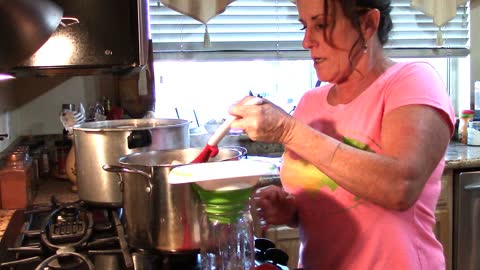 ~Home Canning Split Pea Soup With Linda's Pantry~