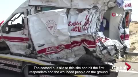 2 bus crashes in Turkey kill at least 31 people at sites of earlier car collisions