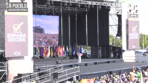 Cubanos: "Nos gusta VOX porque es el único partido que tiene claro lo que representa el comunismo"