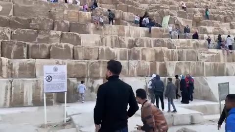Full tour inside the great pyramid of Giza