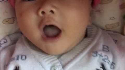 Baby 3 months laugh