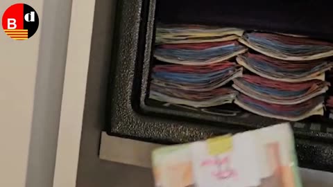 Detenida una mujer que introdujo 100.000 euros en billetes falsos