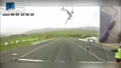 Real Plane Crash Accidents - Airplane Crash