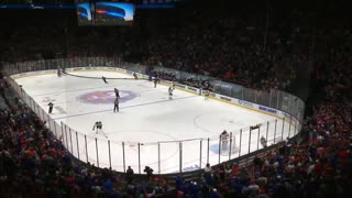 Entire Crowd Sings National Anthem Before Islanders Game