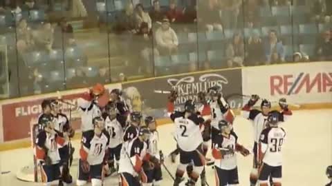 WHL hockey team celebrates win with EA Sports NHL 94 tribute