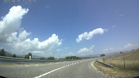05.06.2022 De magnifiques vrais nuages dans la vallée de la Durance (04)