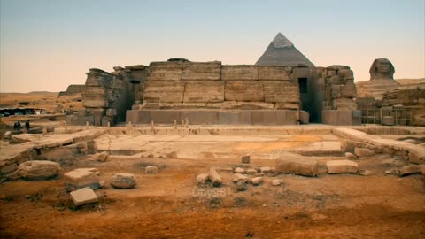 I SEGRETI DELLA SFINGE EGIZIA DOCUMENTARIO mummificavano gli animali tipo i gatti etc ma perchè gli egizi pensavano che facessero compagnia all'anima del faraone eh..cosa falsa..allora gli mummificavano pure gli animali nella tomba a piramide