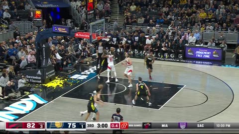 NBA | MATHURIN IMPOSSIBLE! Hat-trick on two defenders at the buzzer! | TOR vs. IND | NBAClutch