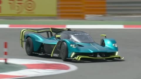 Turn over V12! Aston Martin Valkyrie AMR Pro for bahrain Grand Prix!