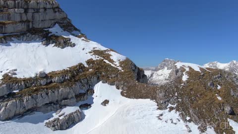 The amazing ice mountains