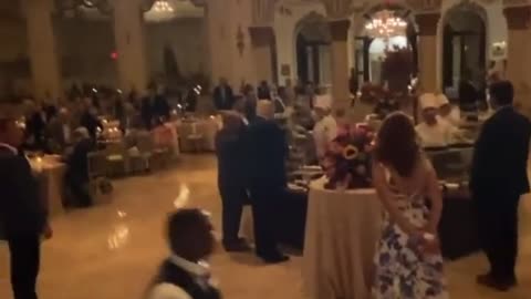 President Trump tipping staff at Mar-a-Lago on Thanksgiving.