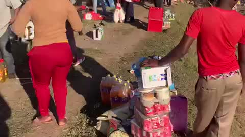 Wesmead Cash and Carry Looted (South Africa)