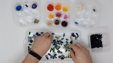 Sorting by color Lego Slopes, Curved with Vivaldi