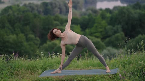 1-Min Yoga & Workout Wisdom Video 23