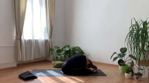 deep stretch yin yoga