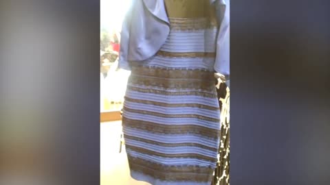 Optical illusion with a dress 2