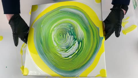 (113) Acrylic Pouring -Tree Ring Cloud Pour in Green 💚