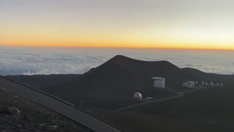 Sunset from the tallest mountain in the world, Mauna Kea in Hawaii
