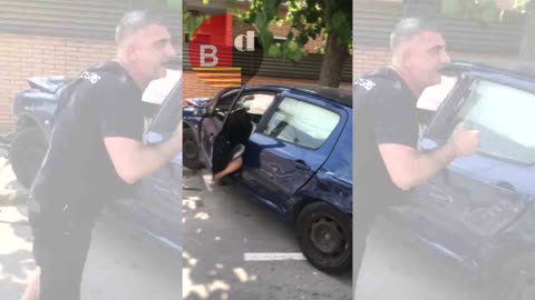 Un conductor choca en Castelldefels contra un taxi, 6 turismos y dos motos y se escapa